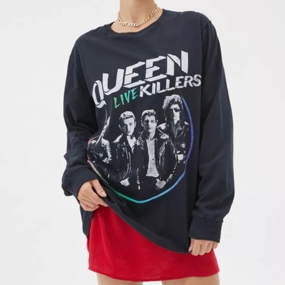 Urban Outfitters Tops - Urban Outfitters Queen Live Killers Long Sleeve Tee